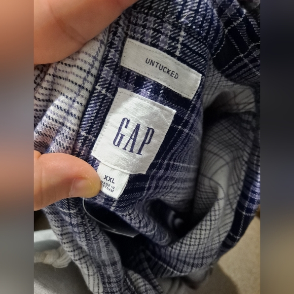 Gap flannel button up - Picture 7 of 10